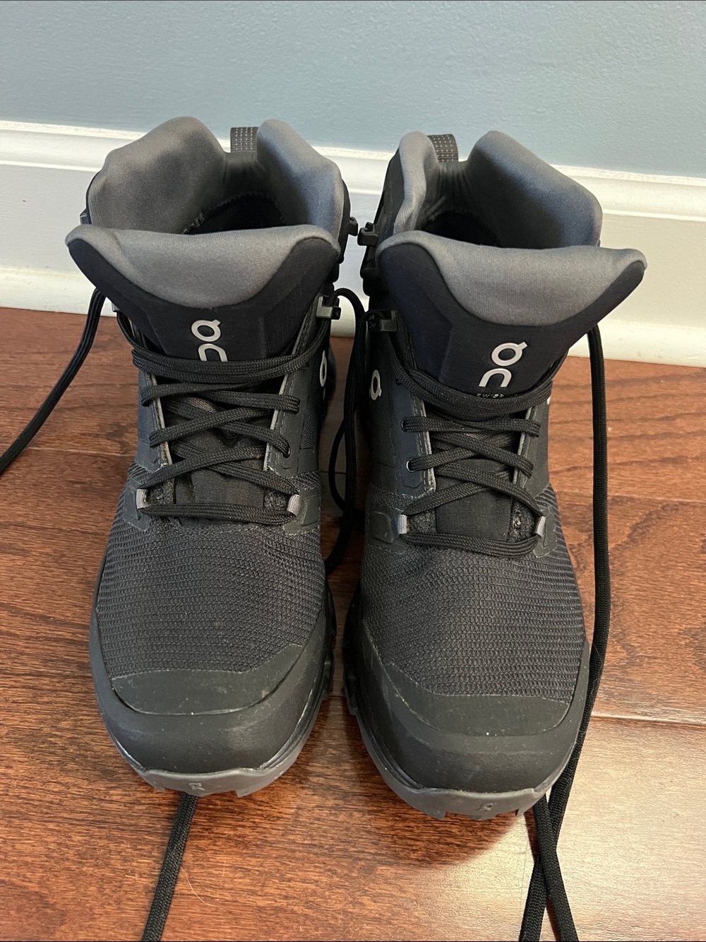 On Running Men's Waterproof Hiker Boots in Black and Gray